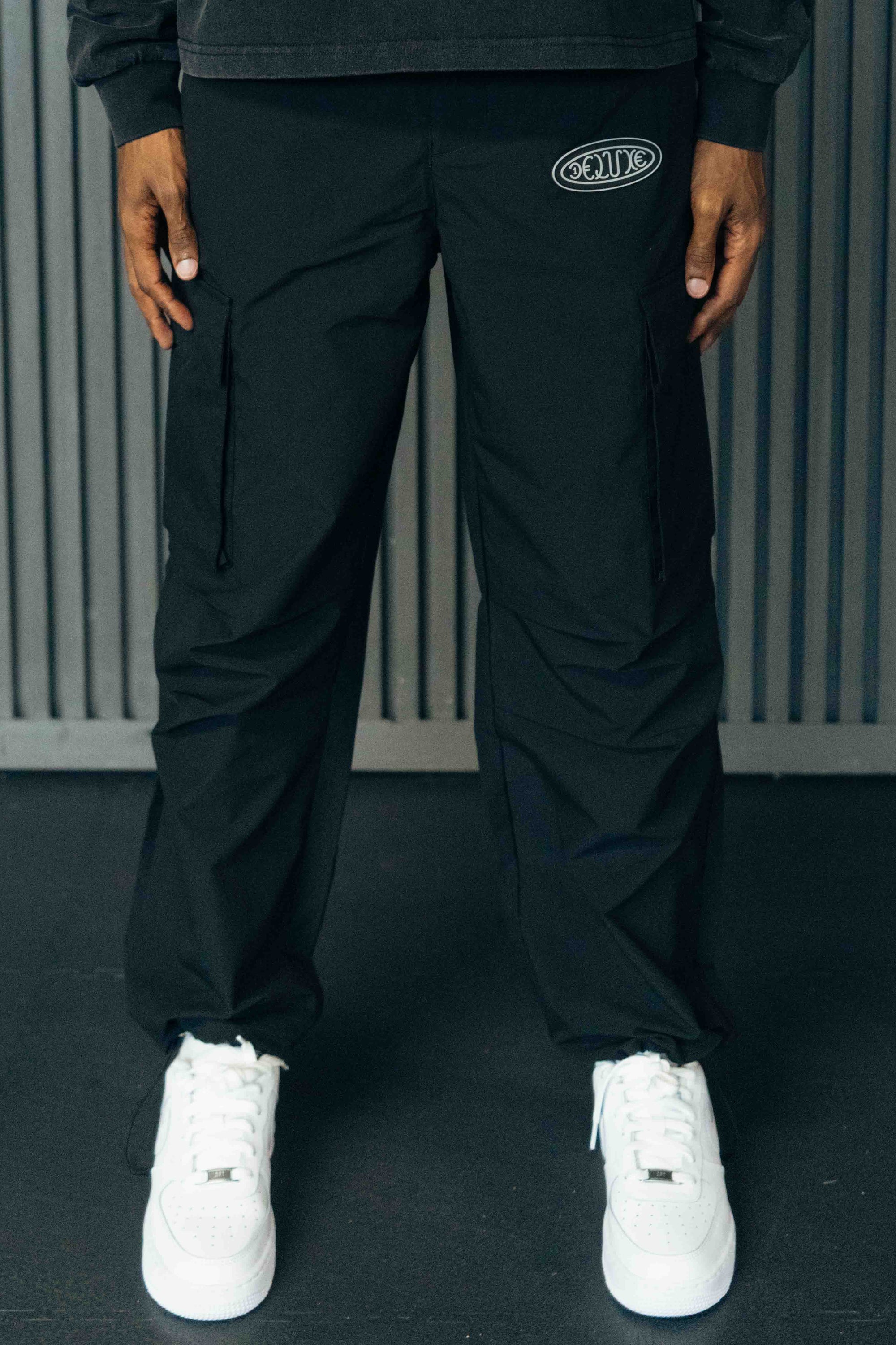 CARGO PANTS: BLACK