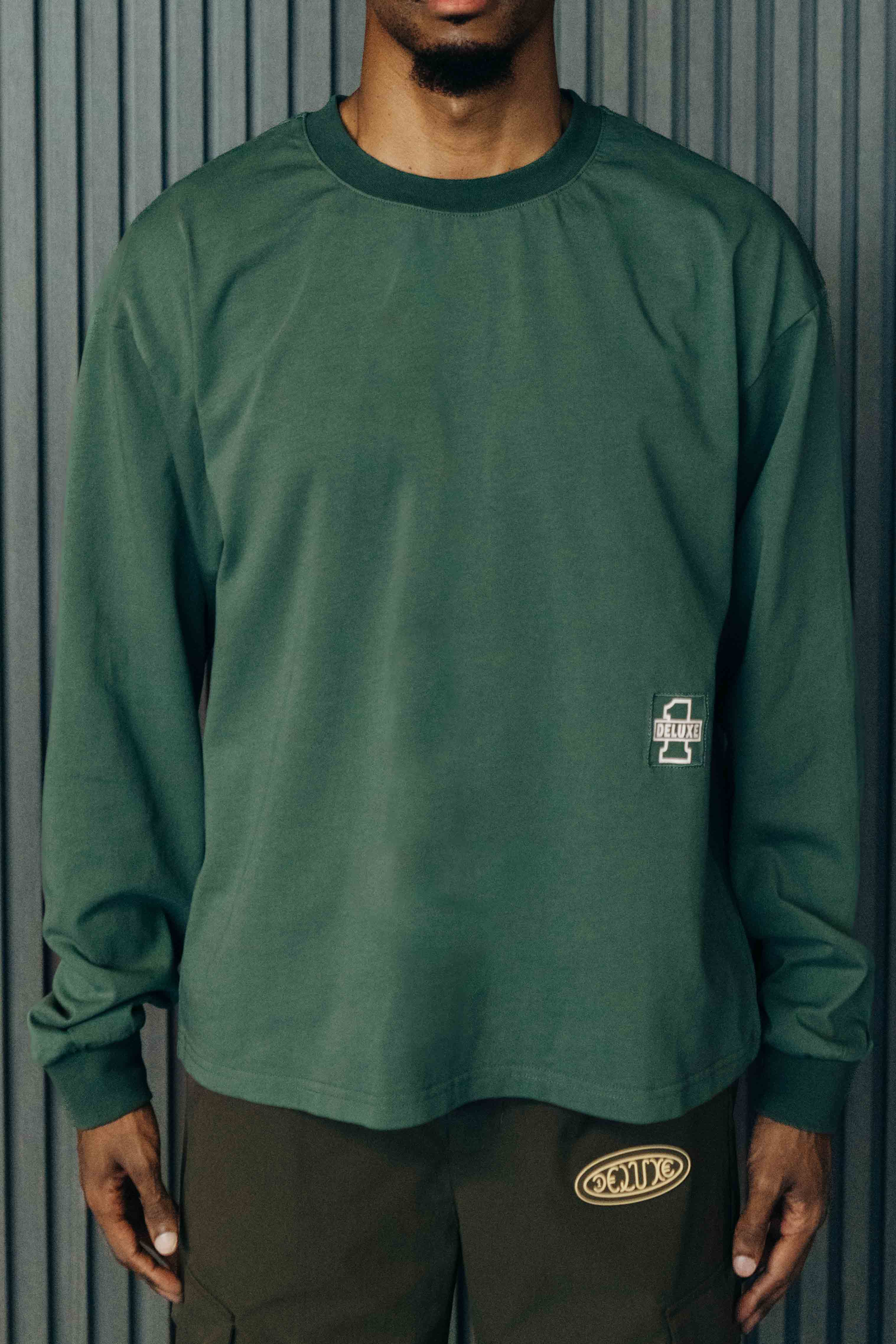 1DELUXE LONG SLEEVE TEE : CAMO GREEN