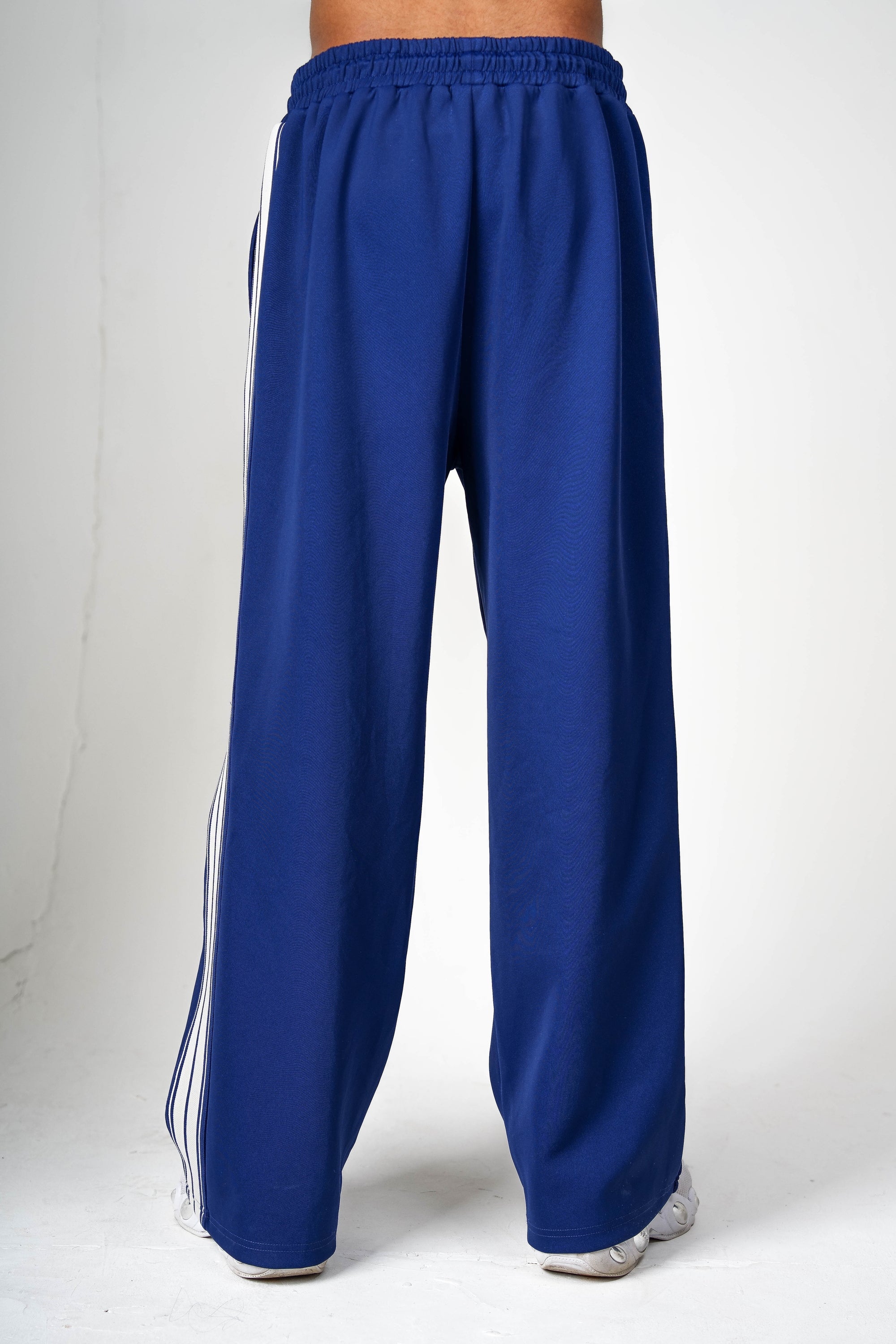 DELUXE MARQUE JOGGERS : BLUE