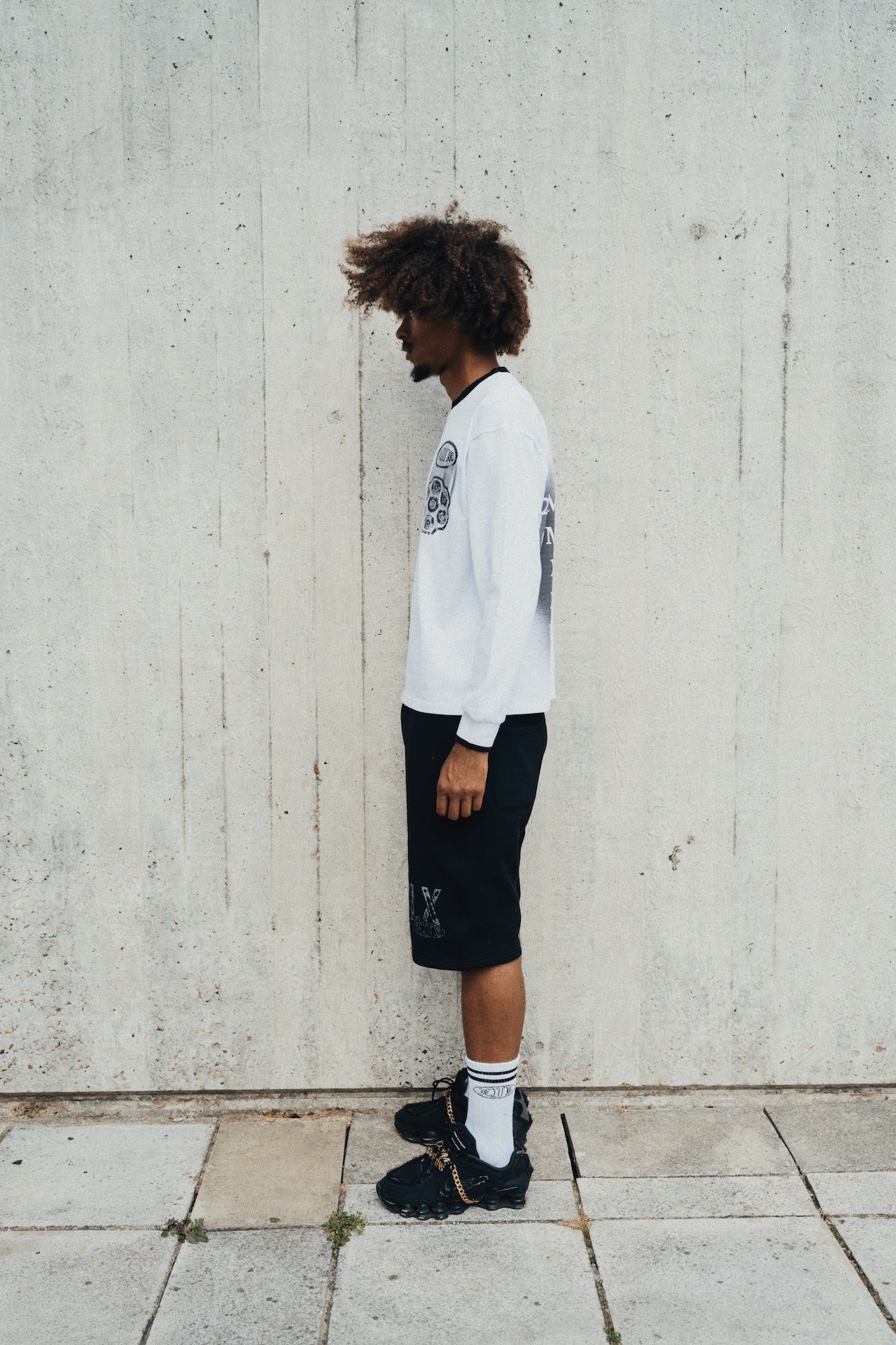 1Deluxe Chambers Long Sleeve T-Shirt