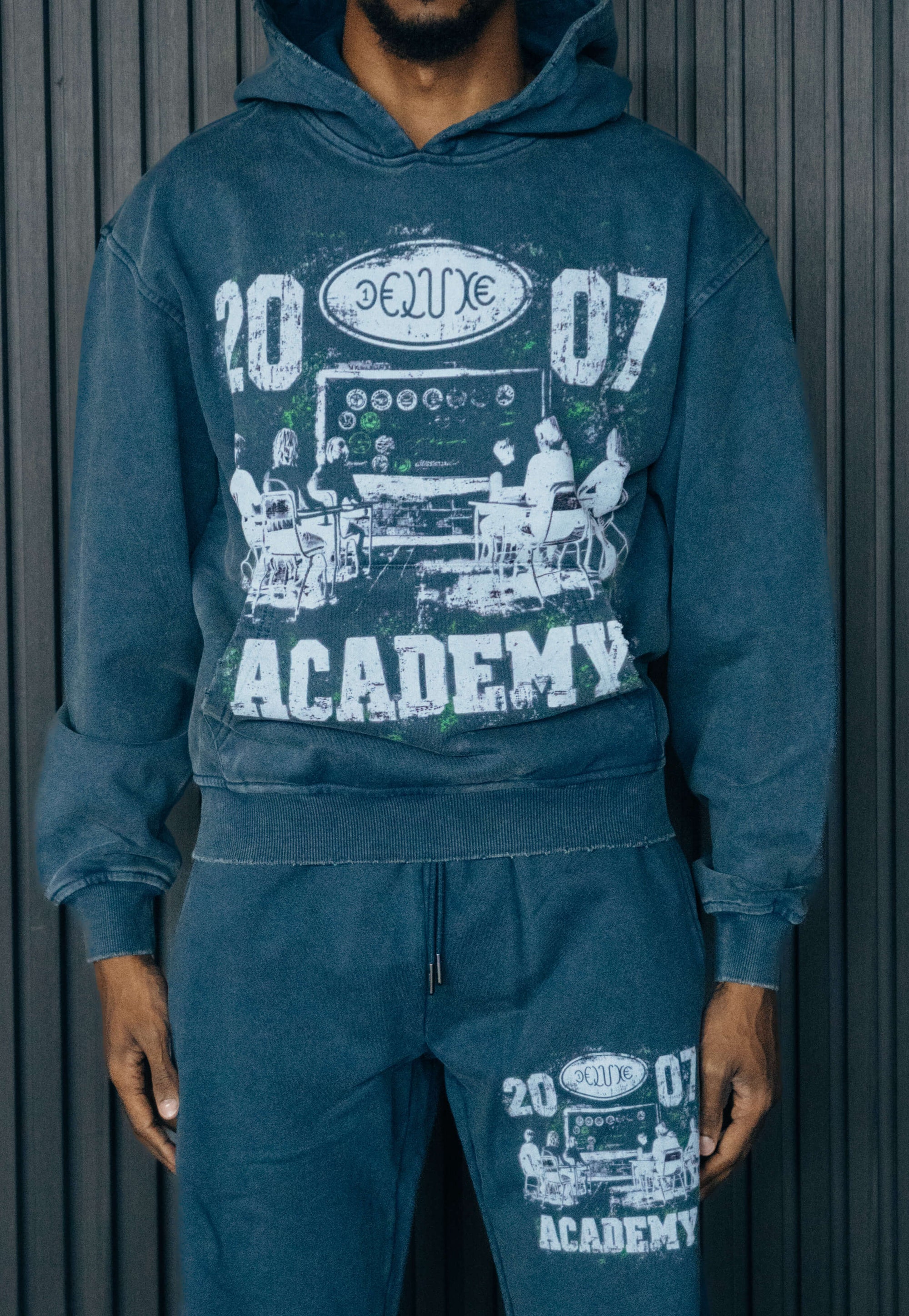 1DELUXE ACADEMY HOODIE : BLUE