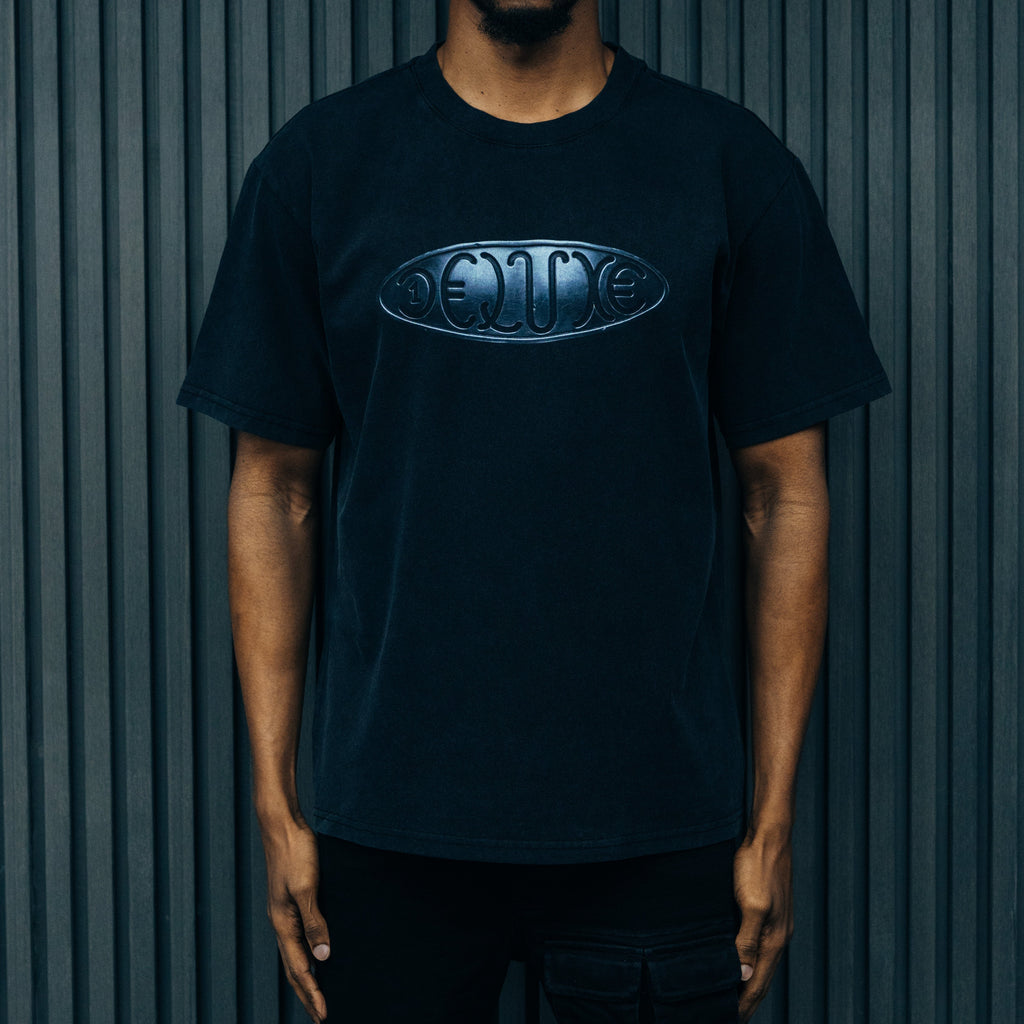 1DELUXE SHIELD BLACK T-SHIRT