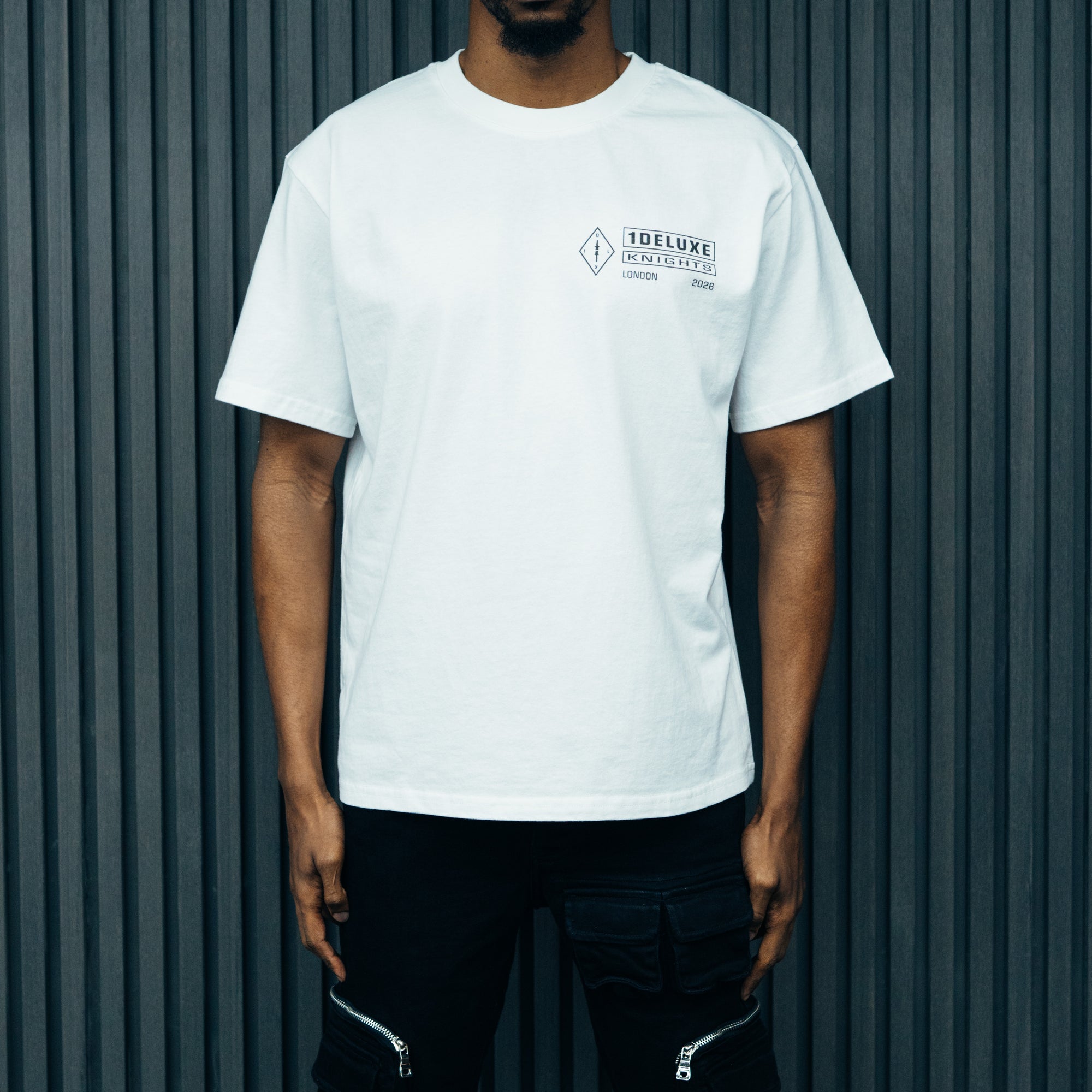 1DELUXE KNIGHTS LONDON WHITE T-SHIRT