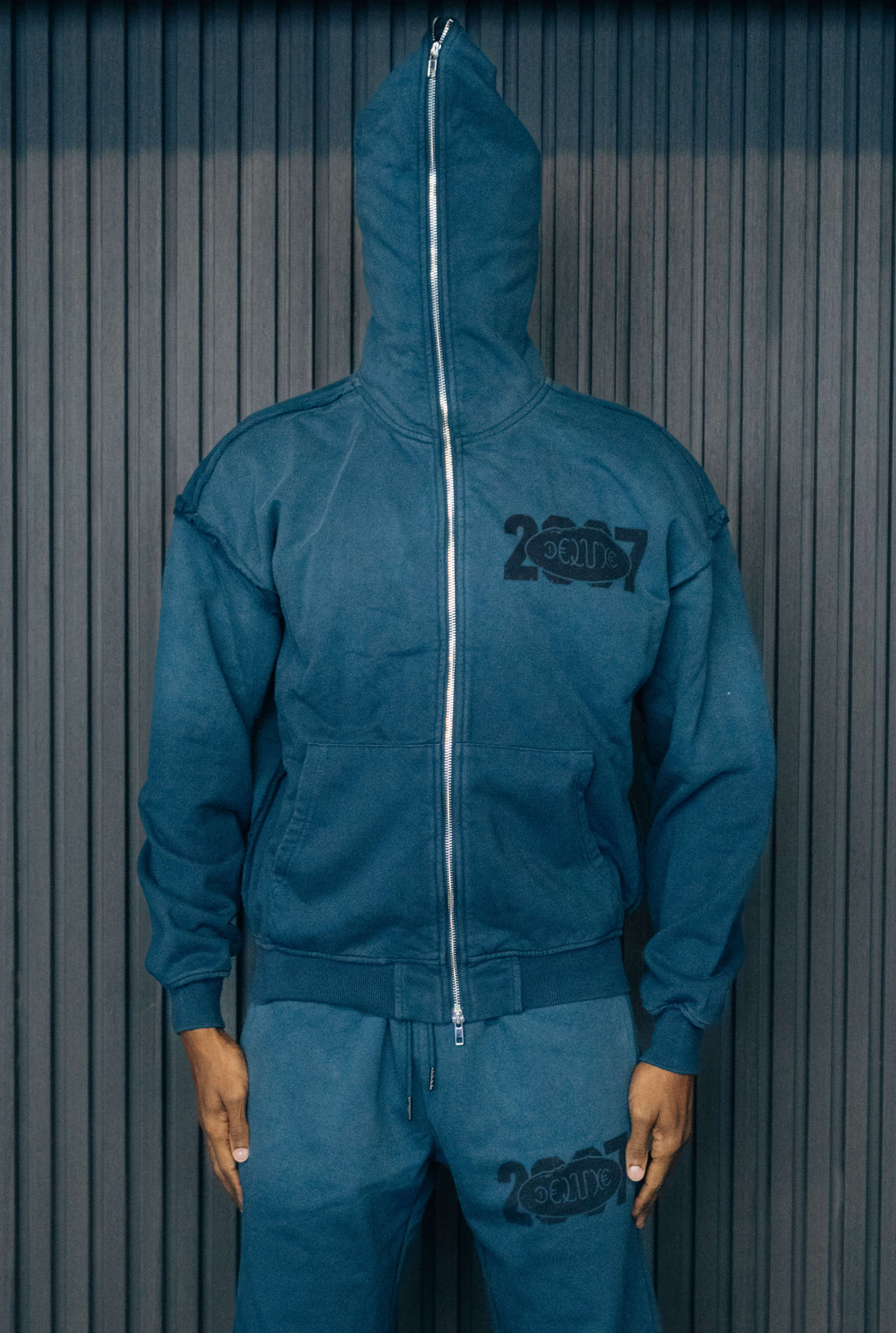 1DELUXE FULL ZIP UP YEAR 2007 HOODIE : BLUE
