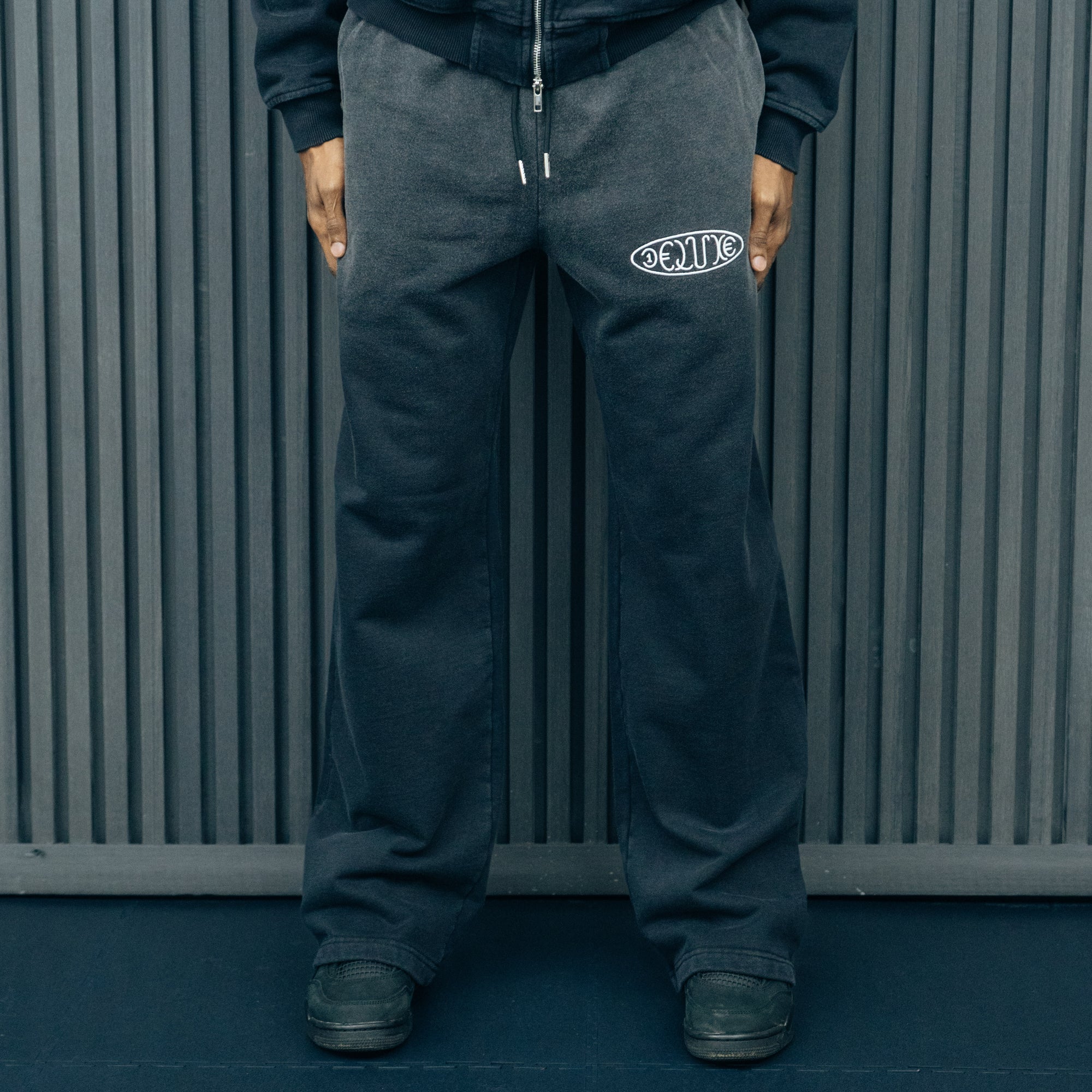 1DELUXE BLACK FADE JOGGERS